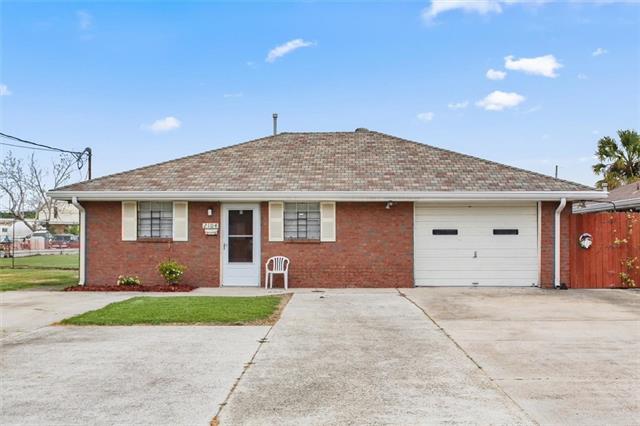 2104 Delaware Avenue Kenner, LA 70062 - Photo 1 of 10