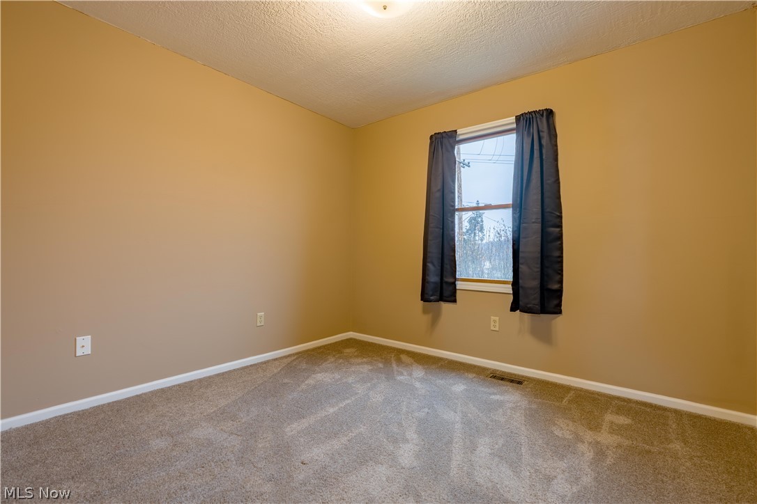 701 West Line Street Minerva, OH 44657 - Photo 26 of 37
