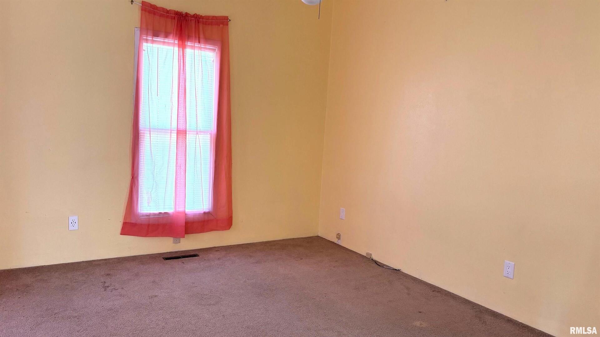 306 West Plum Street Percy, IL 62272 - Photo 4 of 24