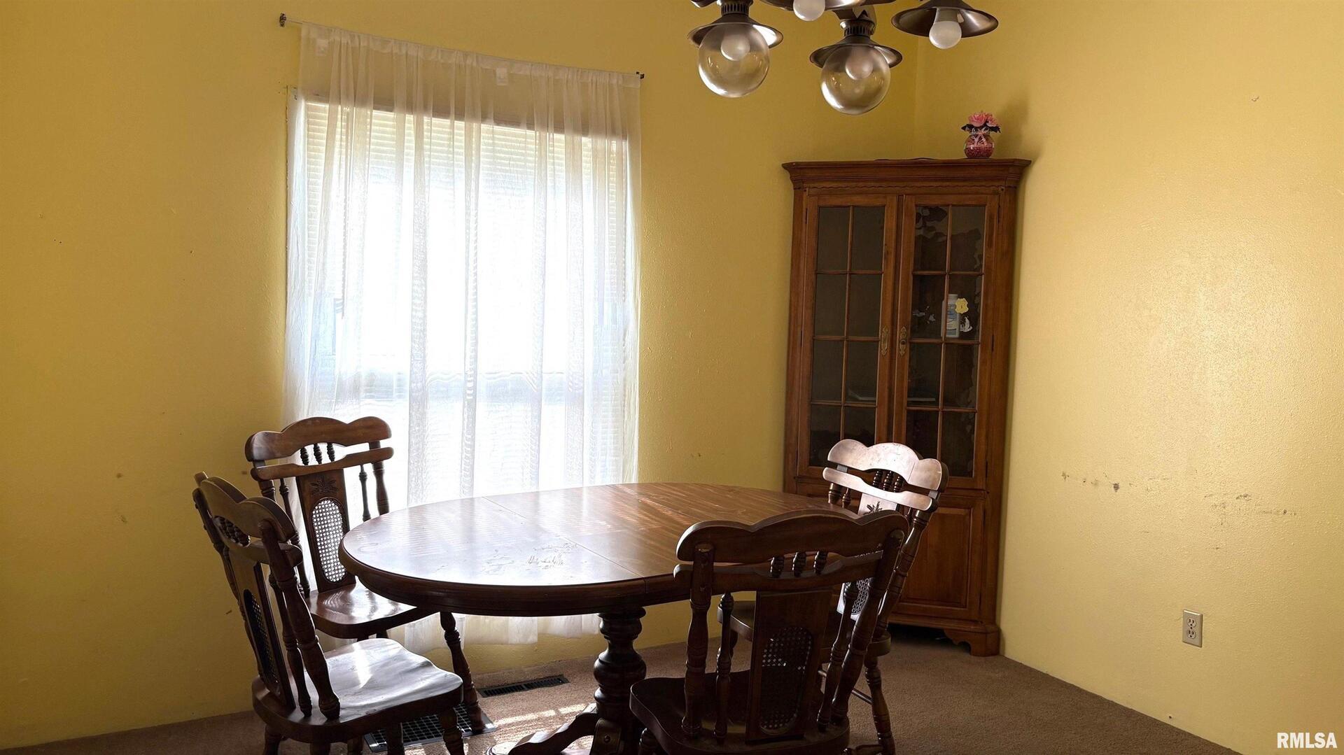 306 West Plum Street Percy, IL 62272 - Photo 5 of 24