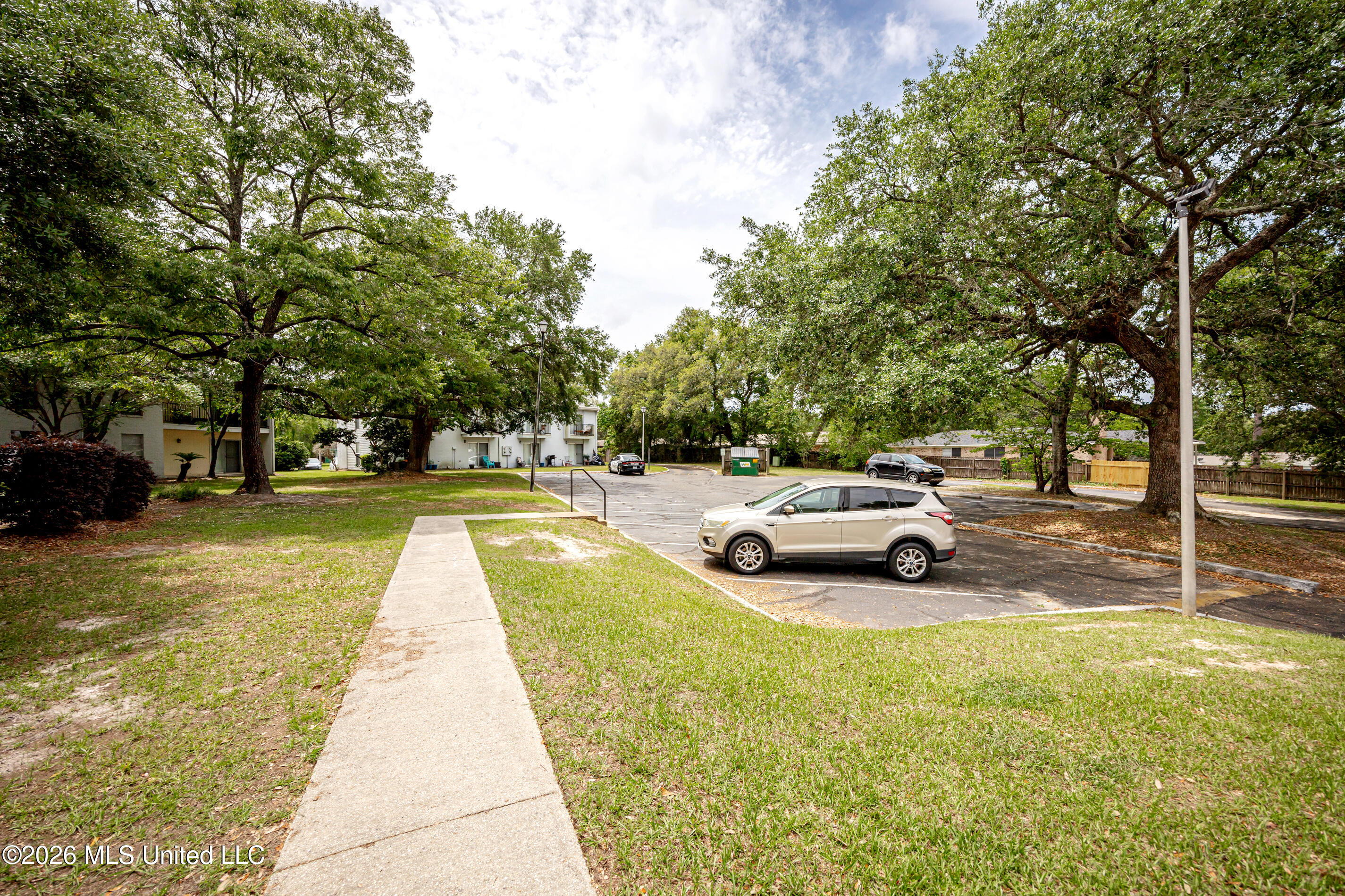 3230 Cumberland Road, Unit 12 Ocean Springs, MS 39564 - Photo 42 of 44 IMG_8153