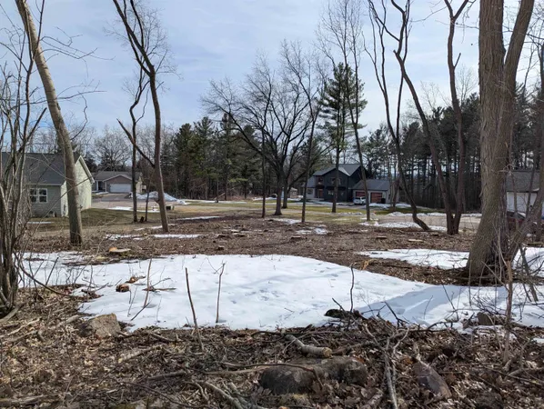 $66,900 | 430 Viola Court, Baraboo, WI 53913
