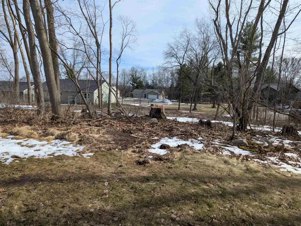 $66,900 | 430 Viola Court, Baraboo, WI 53913