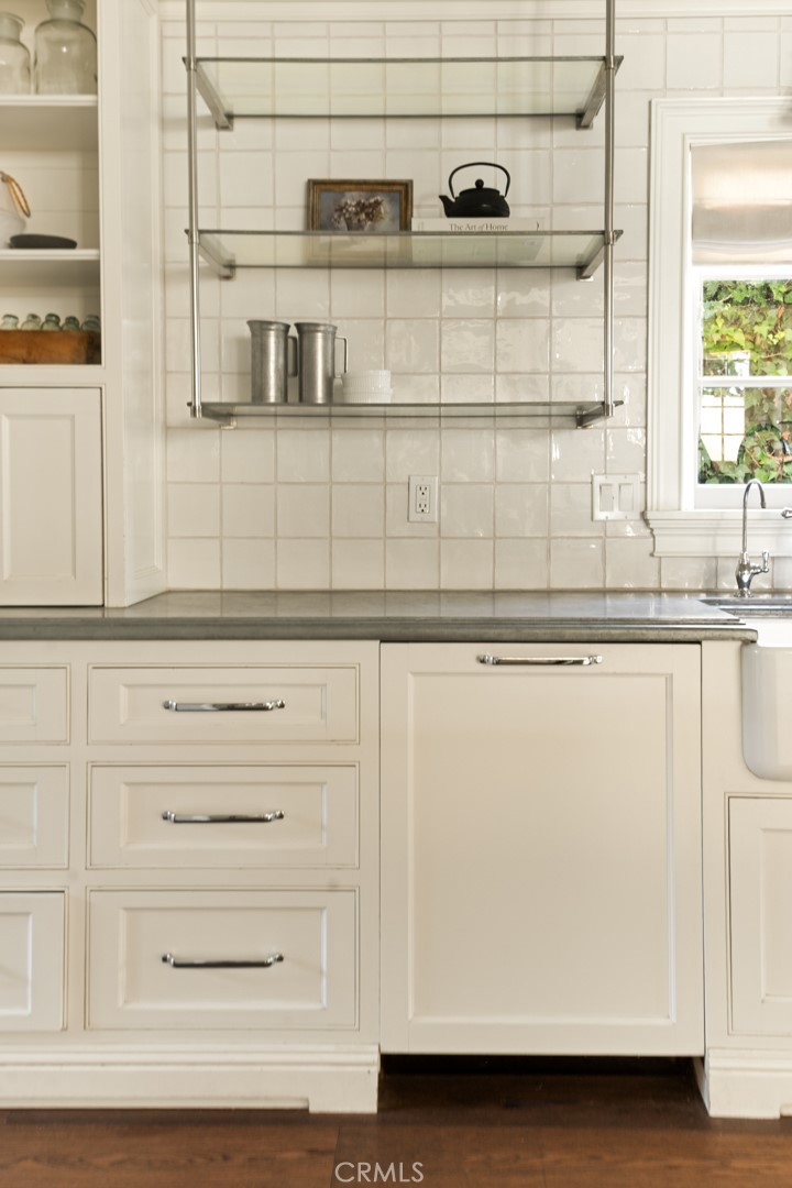 326 Ruby Street Laguna Beach, CA 92651 - Photo 14 of 71