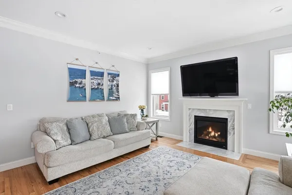 $624,900 | 1 Sunflower Way, Plymouth, MA 02360