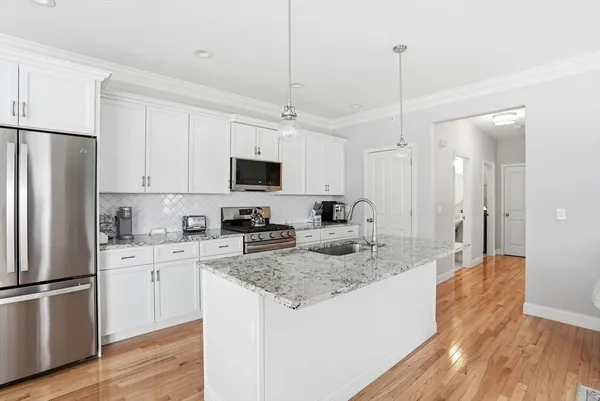 $624,900 | 1 Sunflower Way, Plymouth, MA 02360
