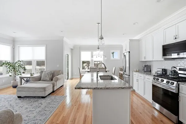 $624,900 | 1 Sunflower Way, Plymouth, MA 02360