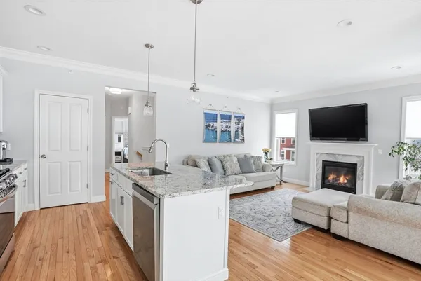 $624,900 | 1 Sunflower Way, Plymouth, MA 02360