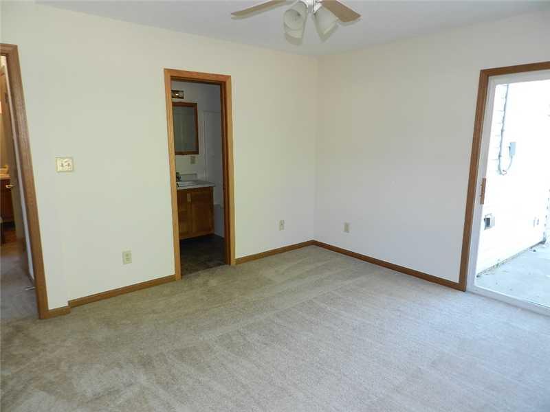 544 Sable Chase Brownsburg, IN 46112 - Photo 9 of 11