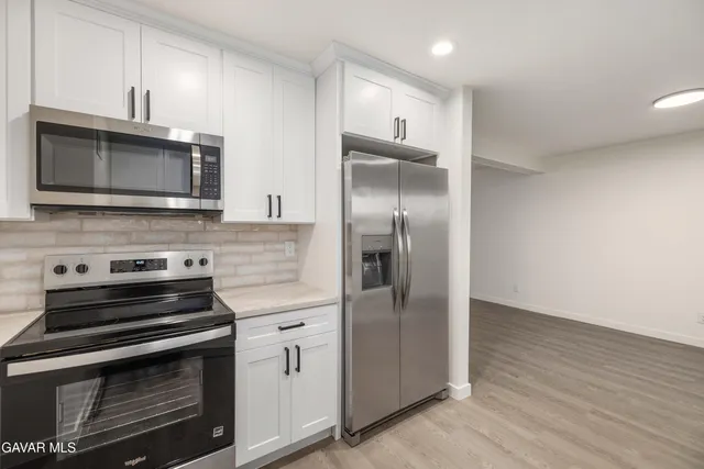 $319,900 | 42935 15th Street West, Unit 9, Lancaster, CA 93534