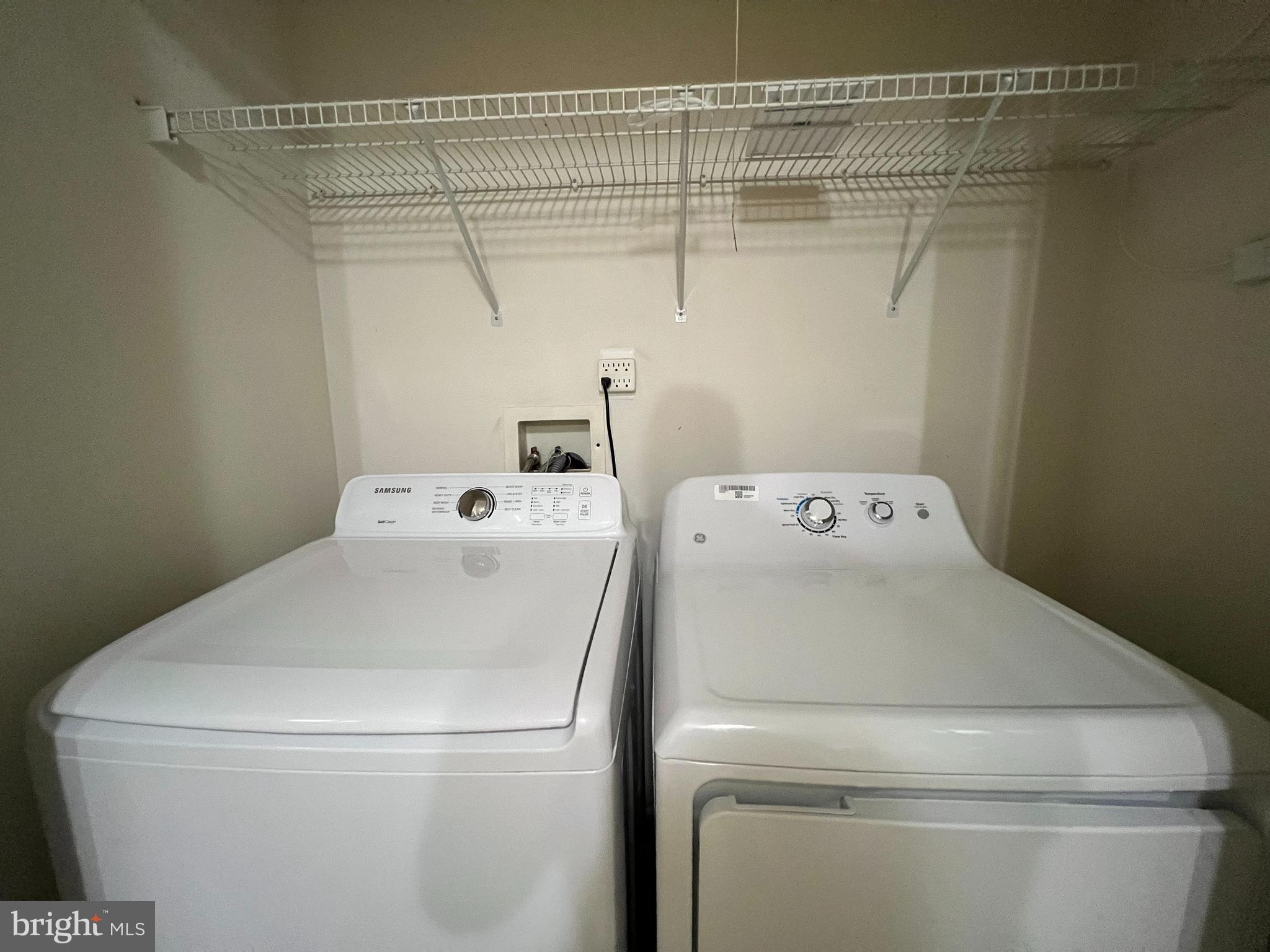 10168 Elgin Way Bristow, VA 20136 - Photo 29 of 37 Newere Washer/Dryer
