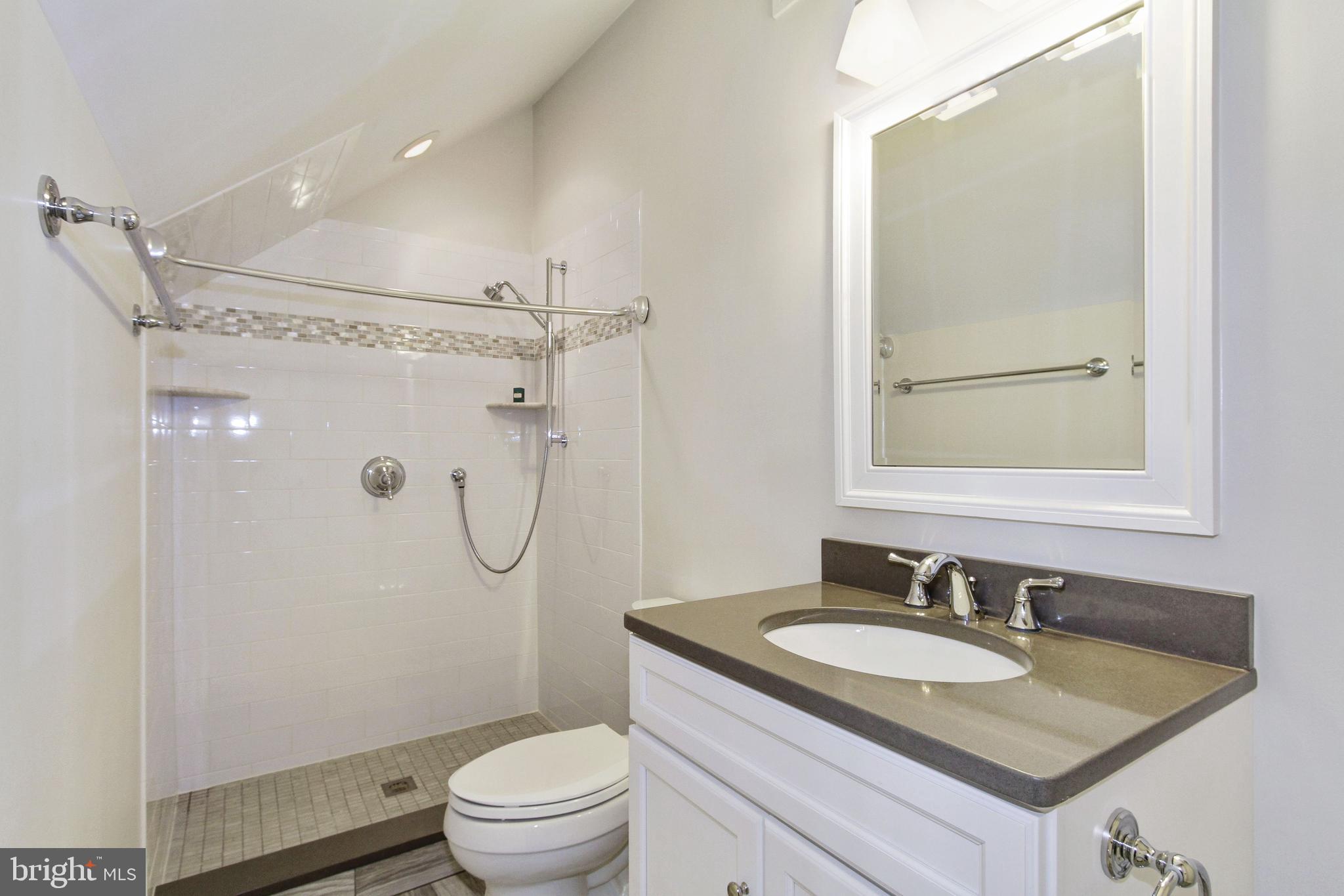 3202 Cummings Lane Chevy Chase, MD 20815 - Photo 32 of 38