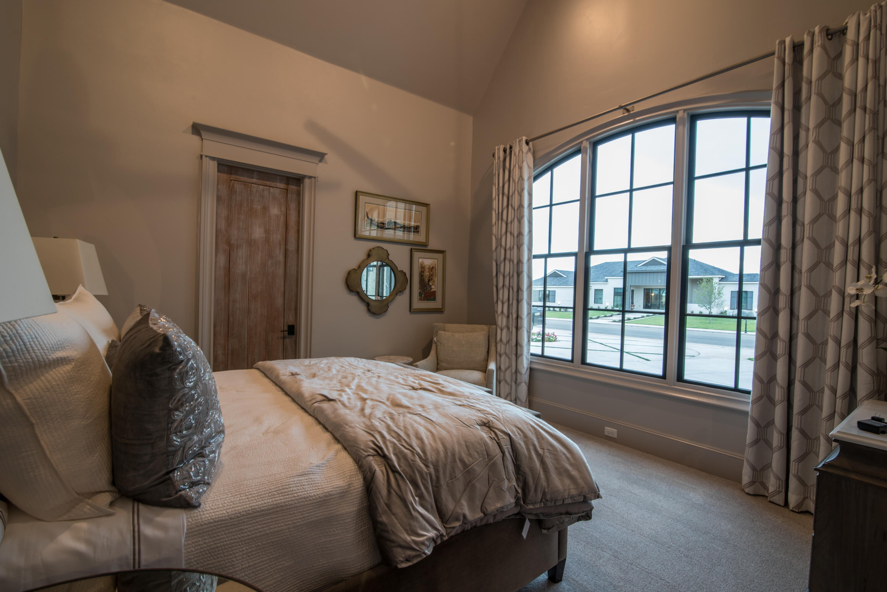 4008 139th Street Lubbock, TX 79423 - Photo 37 of 47 a bedroom with a bed and a large window
