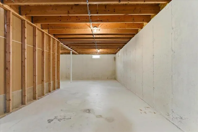 $334,900 | 295 Central Avenue, Lewiston, ME 04240