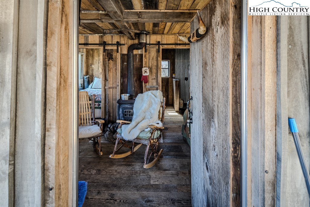 Jerry's Creek Road Newland, NC 28657 - Photo 20 of 49