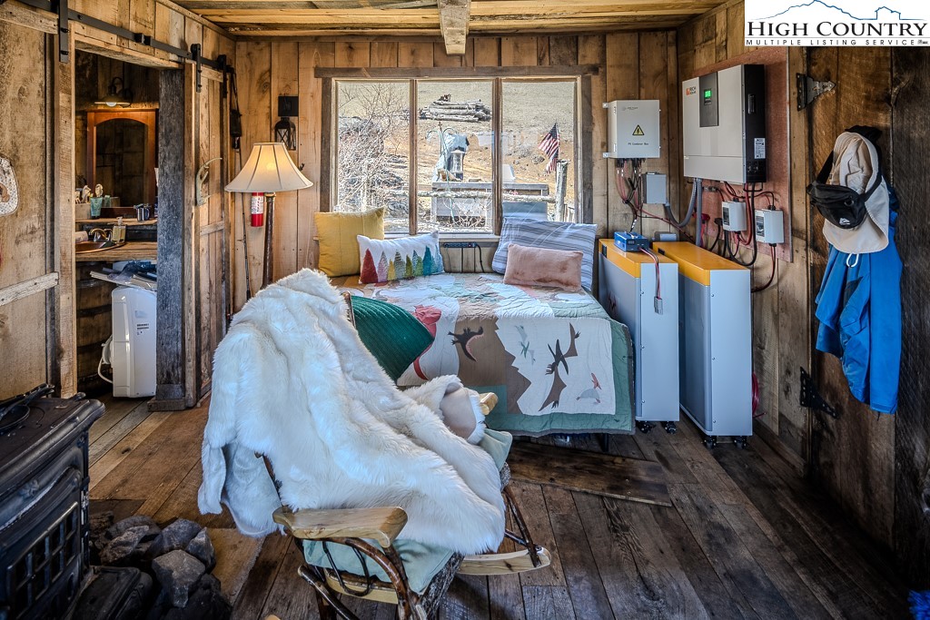 Jerry's Creek Road Newland, NC 28657 - Photo 22 of 49