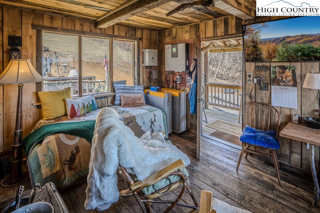 Jerry's Creek Road Newland, NC 28657 - Photo 23 of 49 a view of outdoor seating