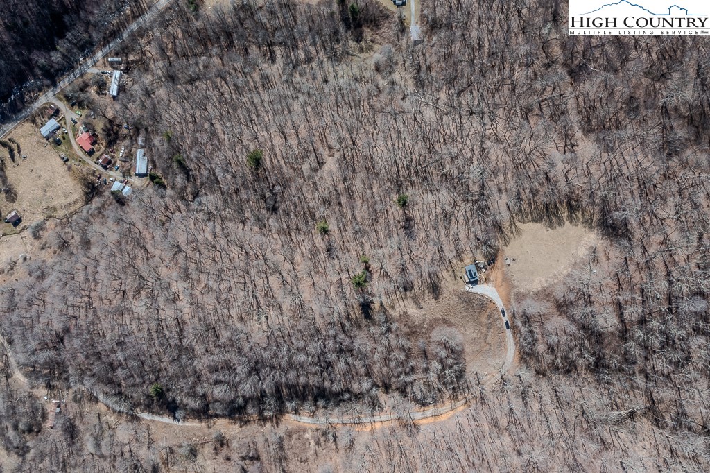 Jerry's Creek Road Newland, NC 28657 - Photo 45 of 49 a view of a dry yard