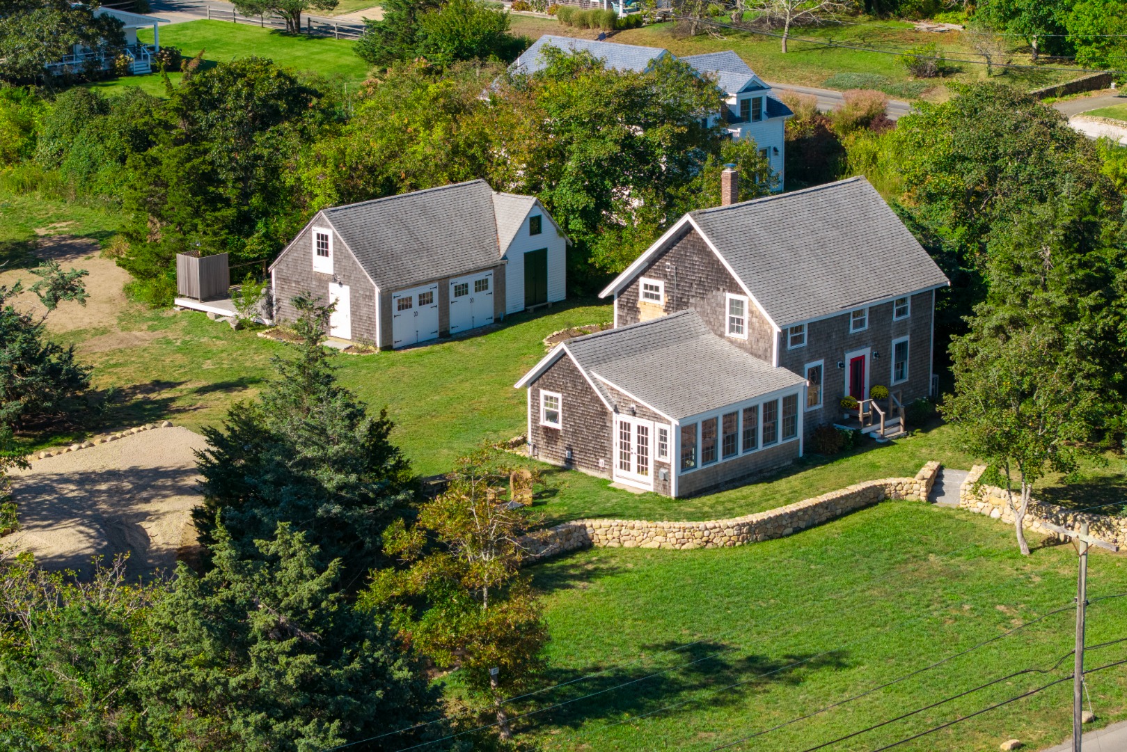 187 Lagoon Pond Road Vineyard Haven, MA 02568 - Photo 2 of 26