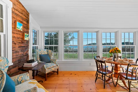 $2,695,000 | 187 Lagoon Pond Road, Vineyard Haven, MA 02568