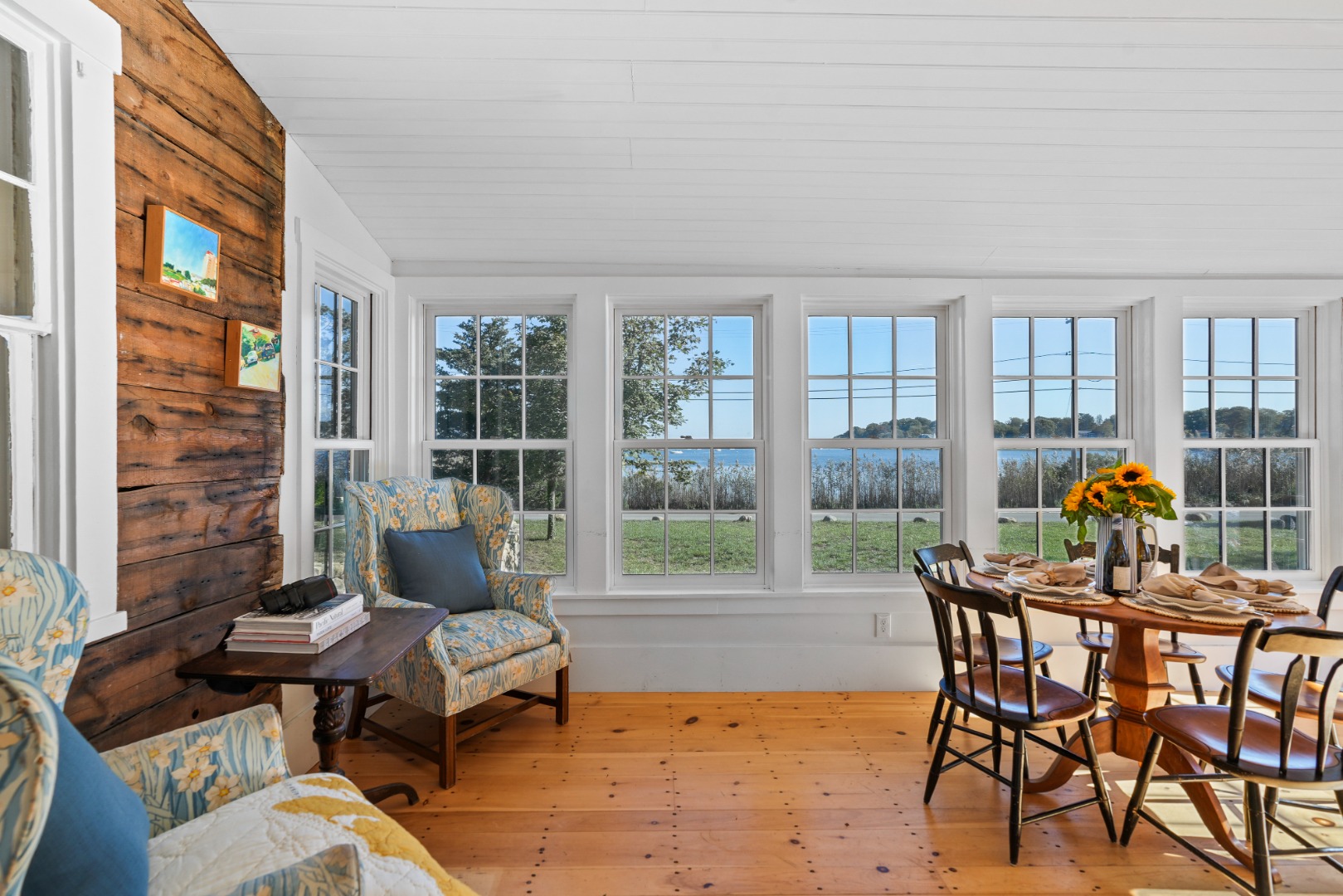 187 Lagoon Pond Road Vineyard Haven, MA 02568 - Photo 10 of 26