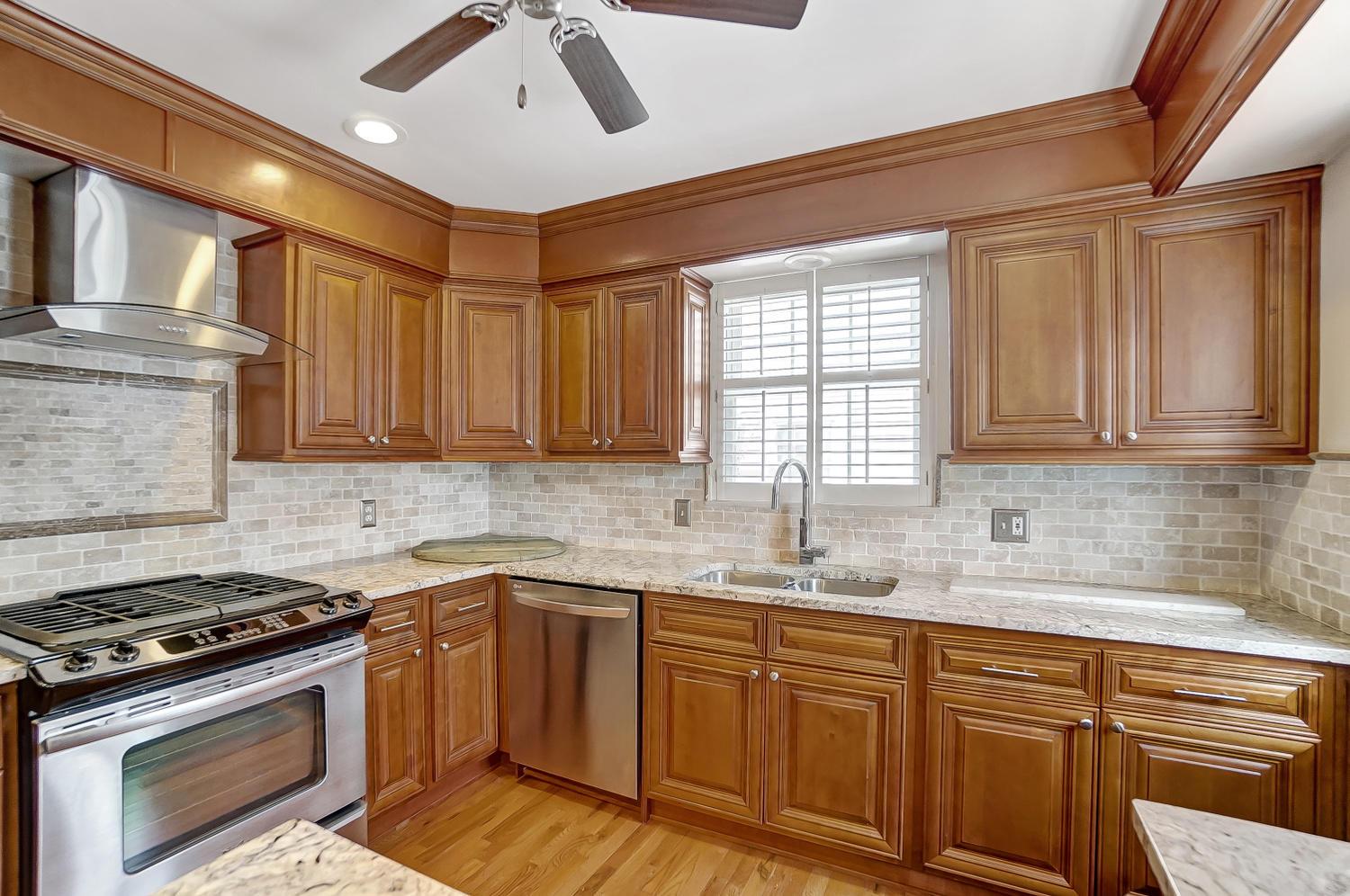 2398 Brandon Road Columbus, OH 43221 - Photo 16 of 56