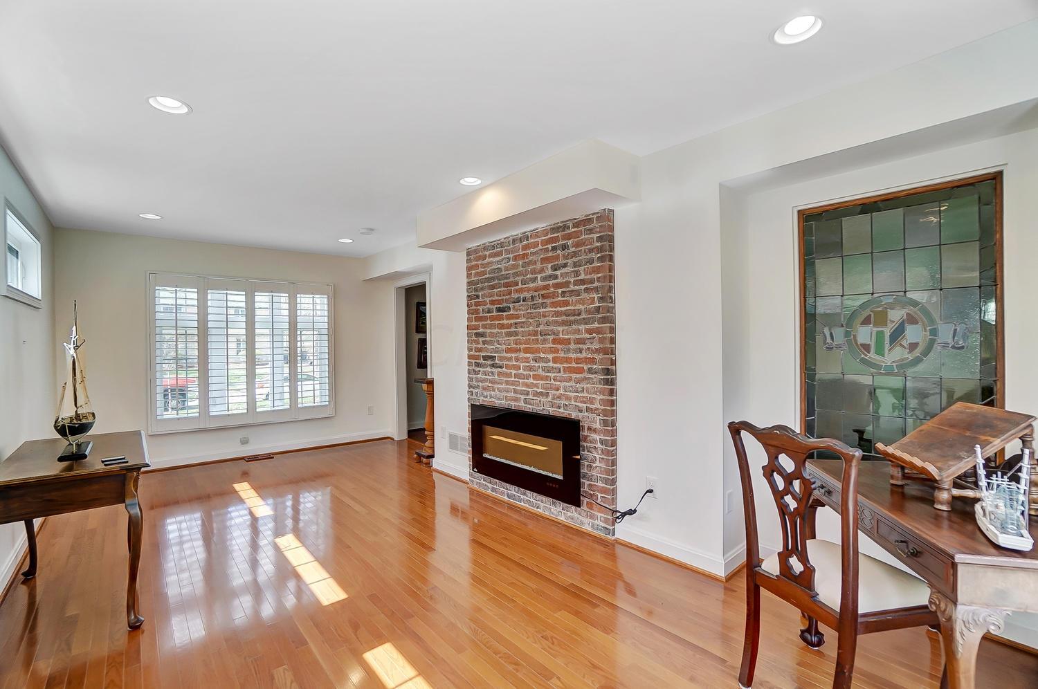 2398 Brandon Road Columbus, OH 43221 - Photo 25 of 56