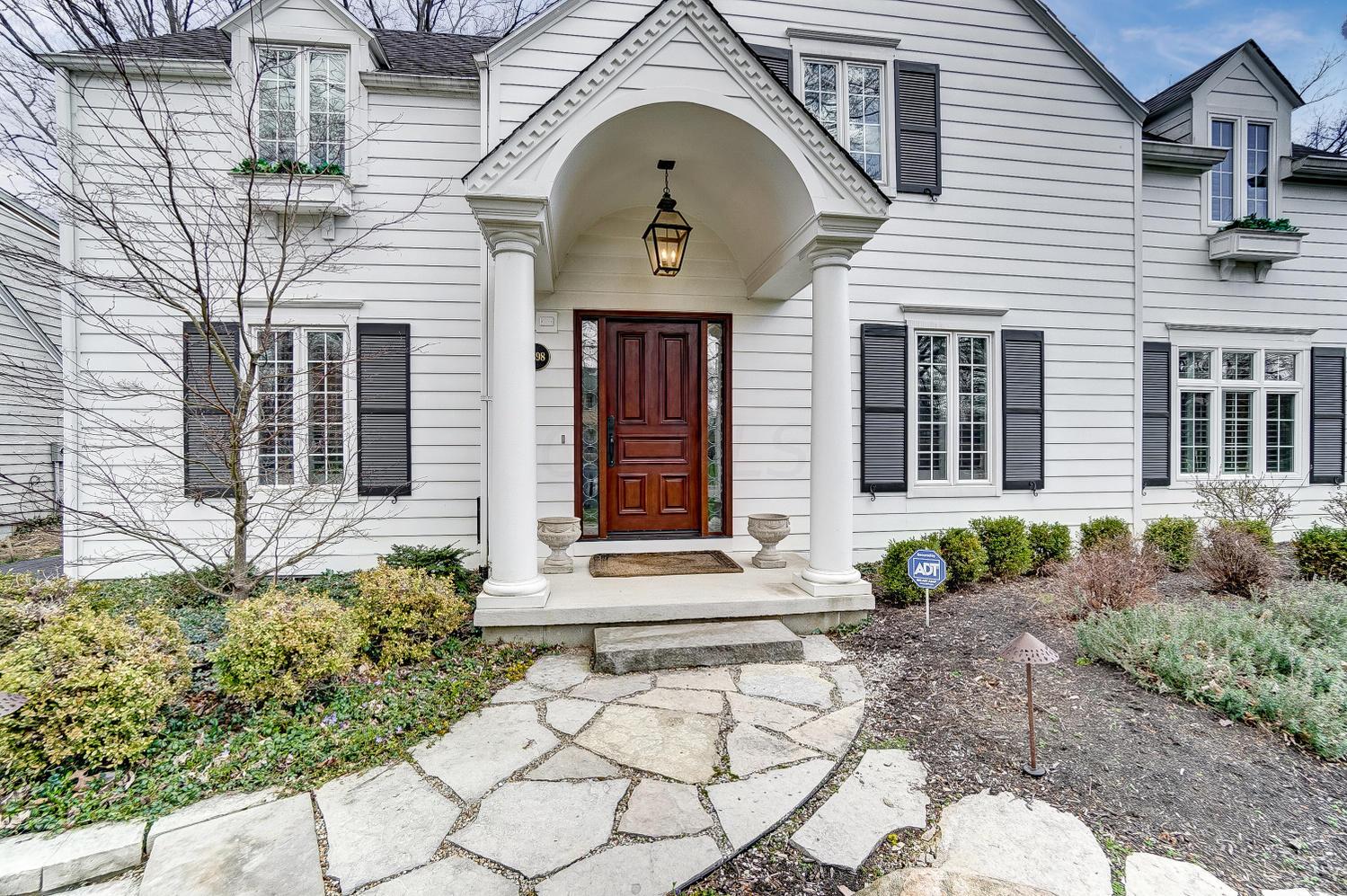 2398 Brandon Road Columbus, OH 43221 - Photo 4 of 56