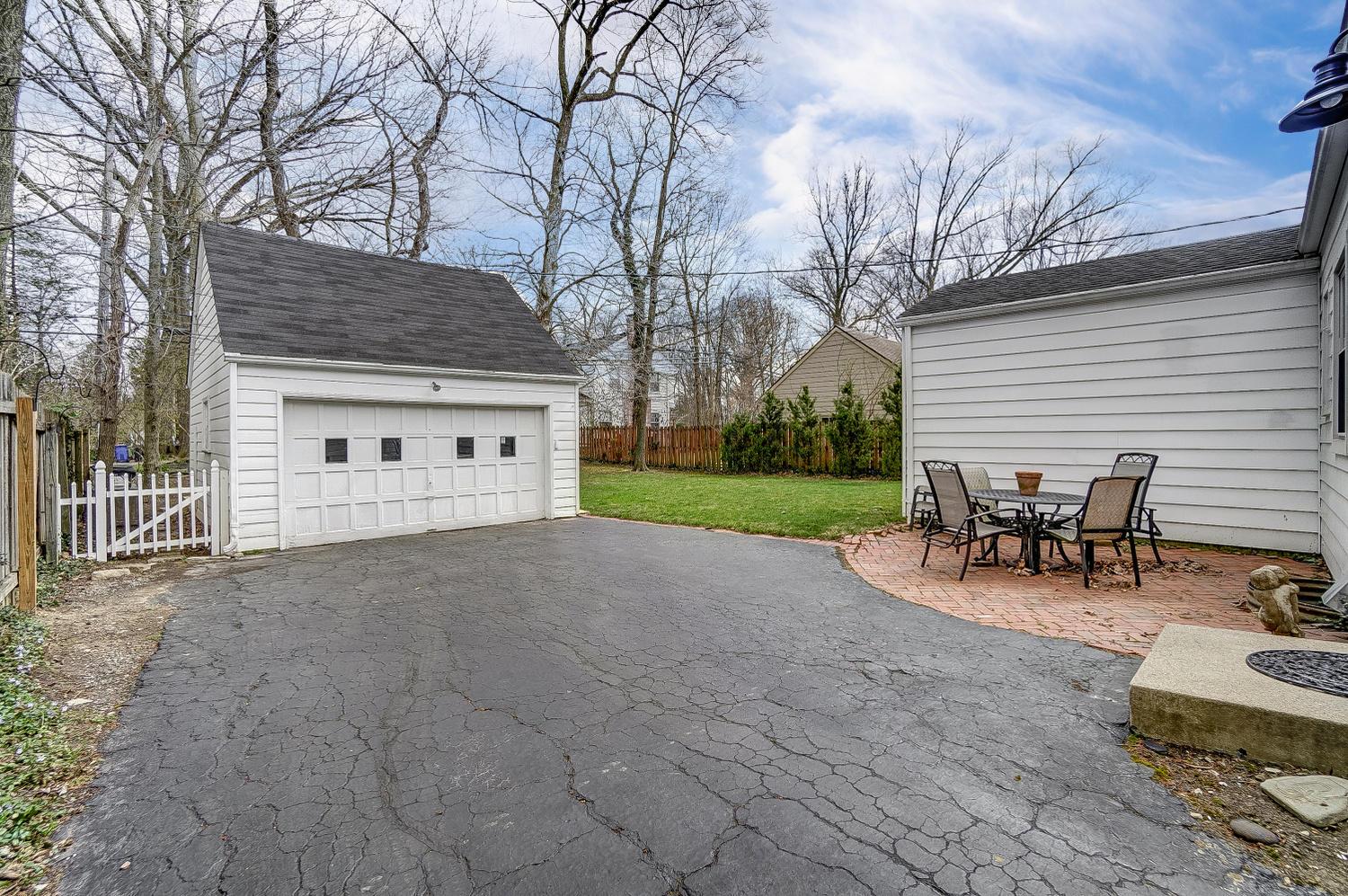 2398 Brandon Road Columbus, OH 43221 - Photo 50 of 56