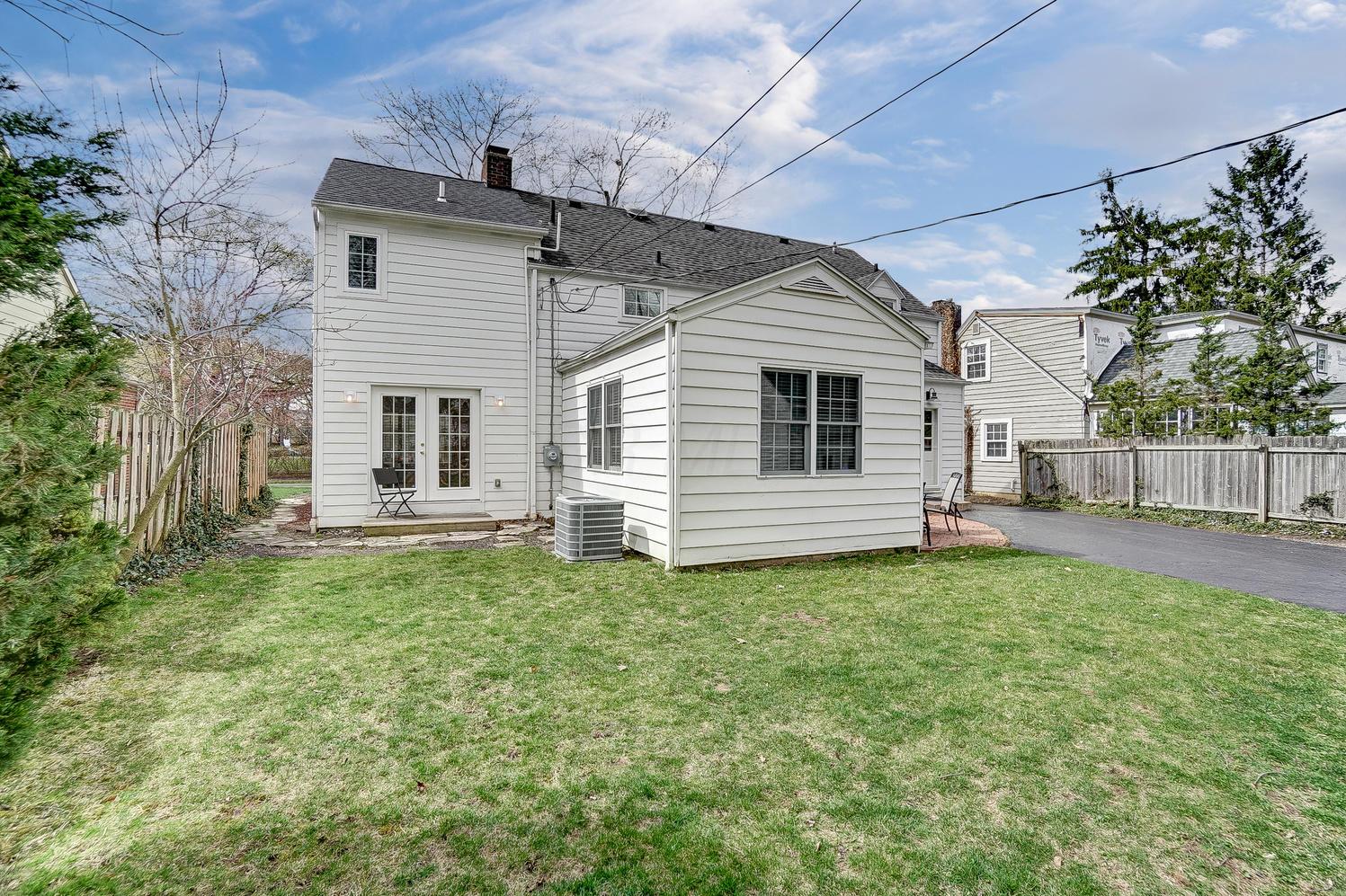 2398 Brandon Road Columbus, OH 43221 - Photo 53 of 56
