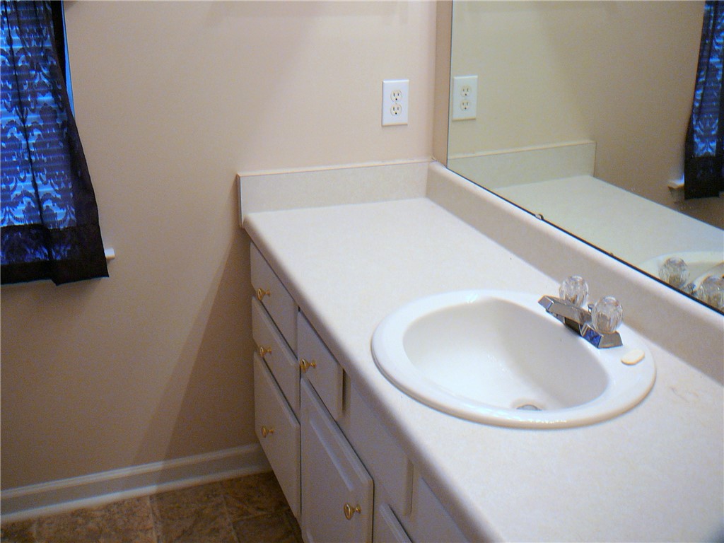 11 Waterford Point Iva, SC 29655 - Photo 23 of 27