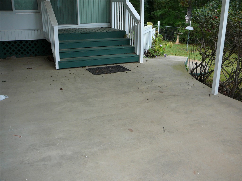 11 Waterford Point Iva, SC 29655 - Photo 3 of 27