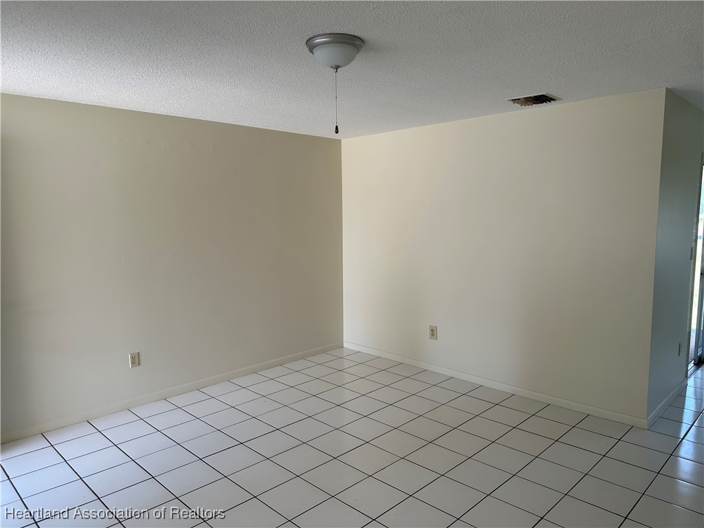 7422 Valencia Road Sebring, FL 33876 - Photo 4 of 15 a view of room