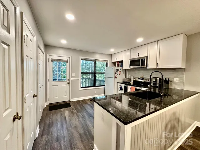 $1,699 | 392 Tall Oaks Trail, Fort Mill, SC 29715