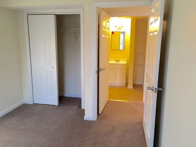 $1,945 | 50 Sentinel Court, Unit L08, Manchester, NH 03103