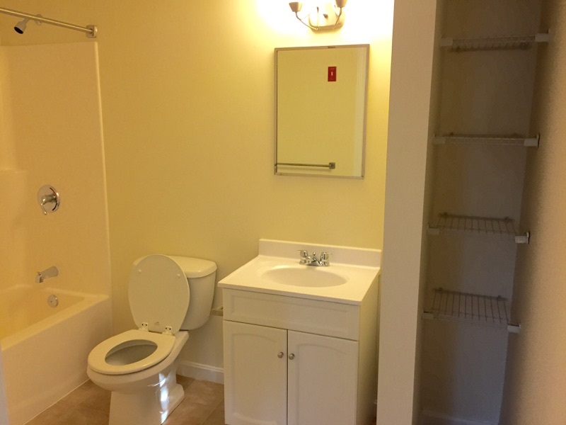 50 Sentinel Court, Unit L08 Manchester, NH 03103 - Photo 27 of 37