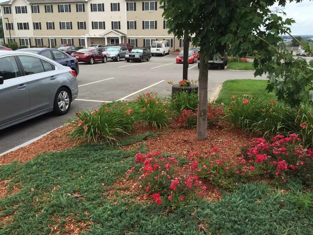 $1,945 | 50 Sentinel Court, Unit L08, Manchester, NH 03103