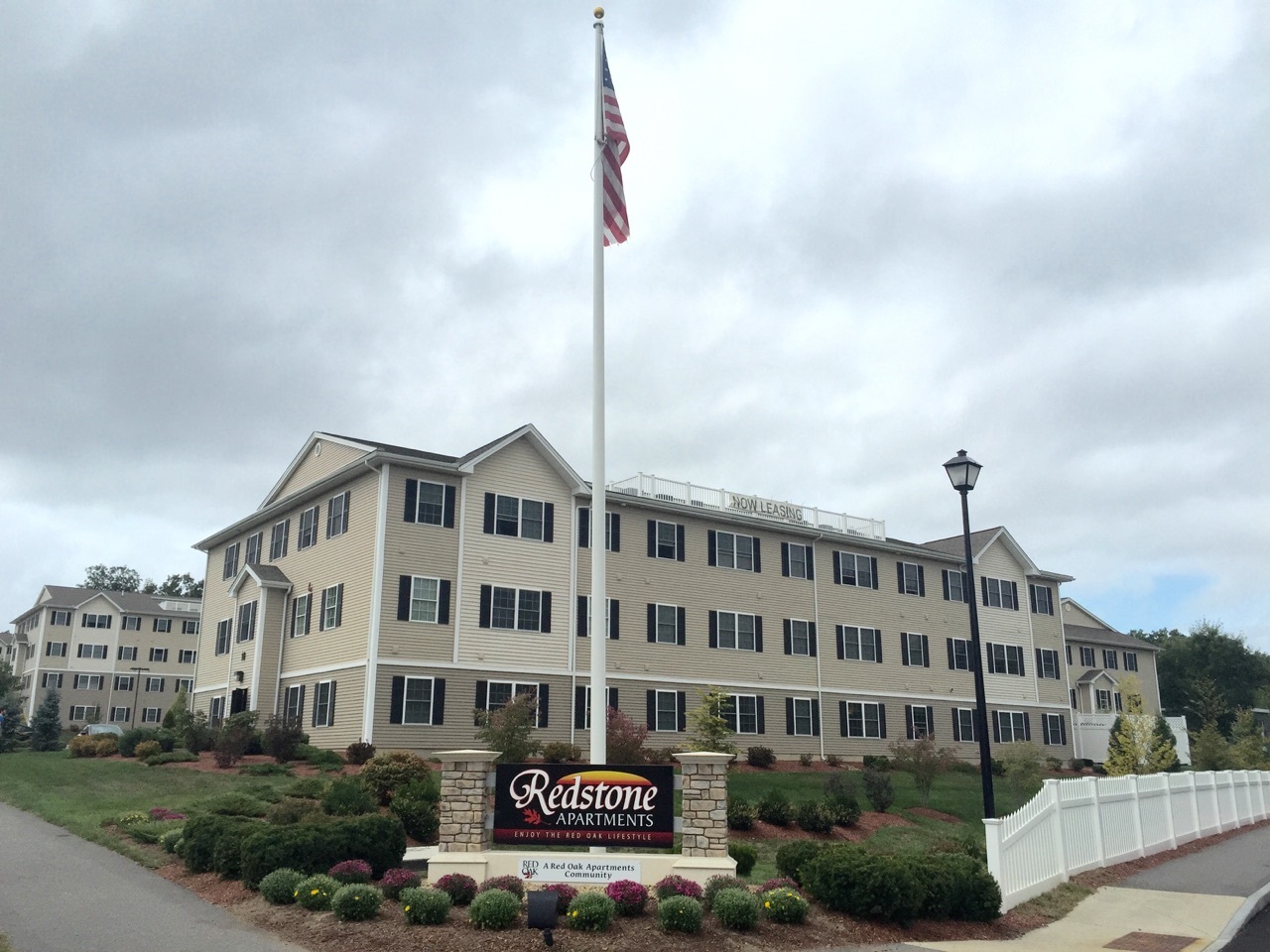 50 Sentinel Court, Unit L08 Manchester, NH 03103 - Photo 4 of 37