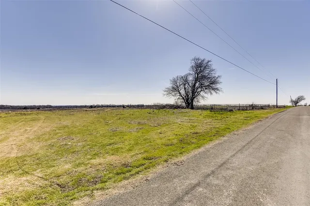 $200,000 | Lot 2-block Ozro Road, Maypearl, TX 76064