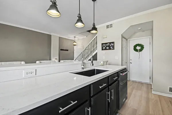 $265,000 | 1033 Heron Circle, Joliet, IL 60431