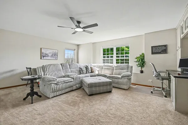 $265,000 | 1033 Heron Circle, Joliet, IL 60431