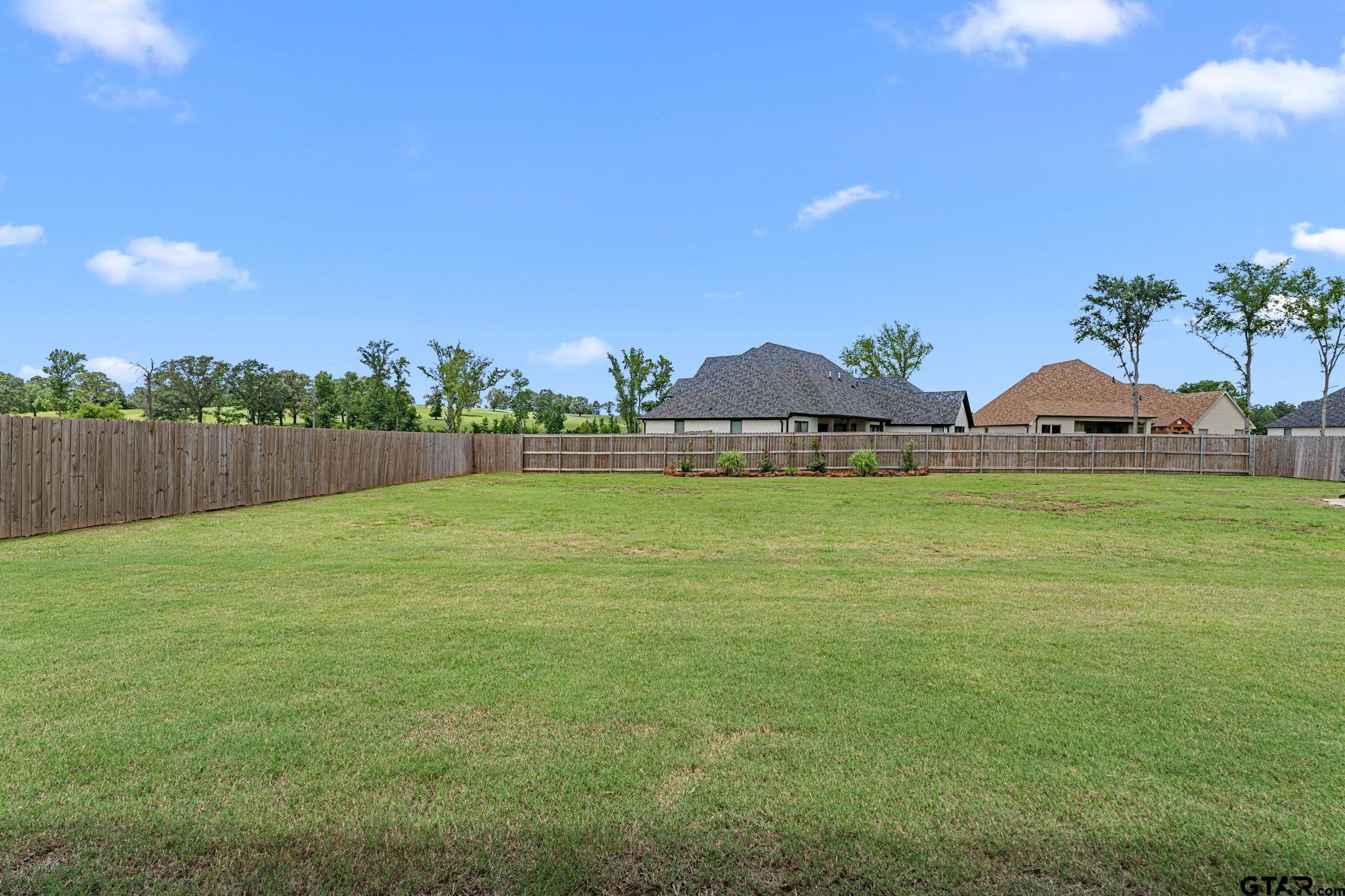12293 Harlon Street Flint, TX 75762 - Photo 33 of 33 a view of an outdoor space and yard