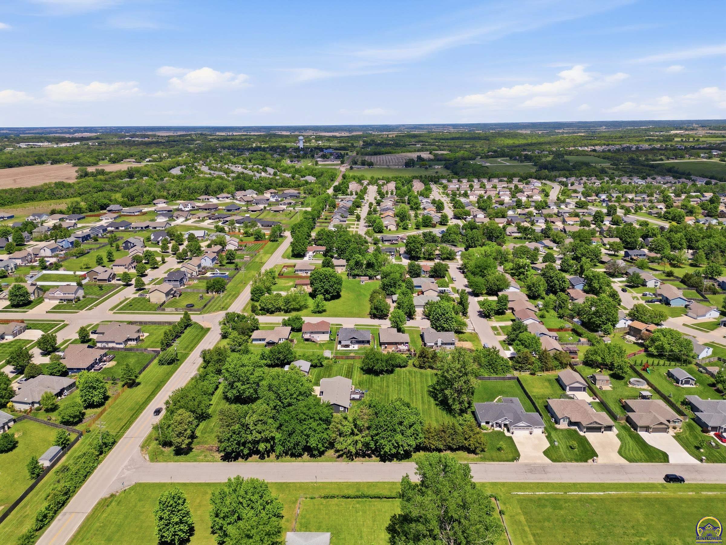 7537 Southwest 26th Street Topeka, KS 66614 - Photo 57 of 69