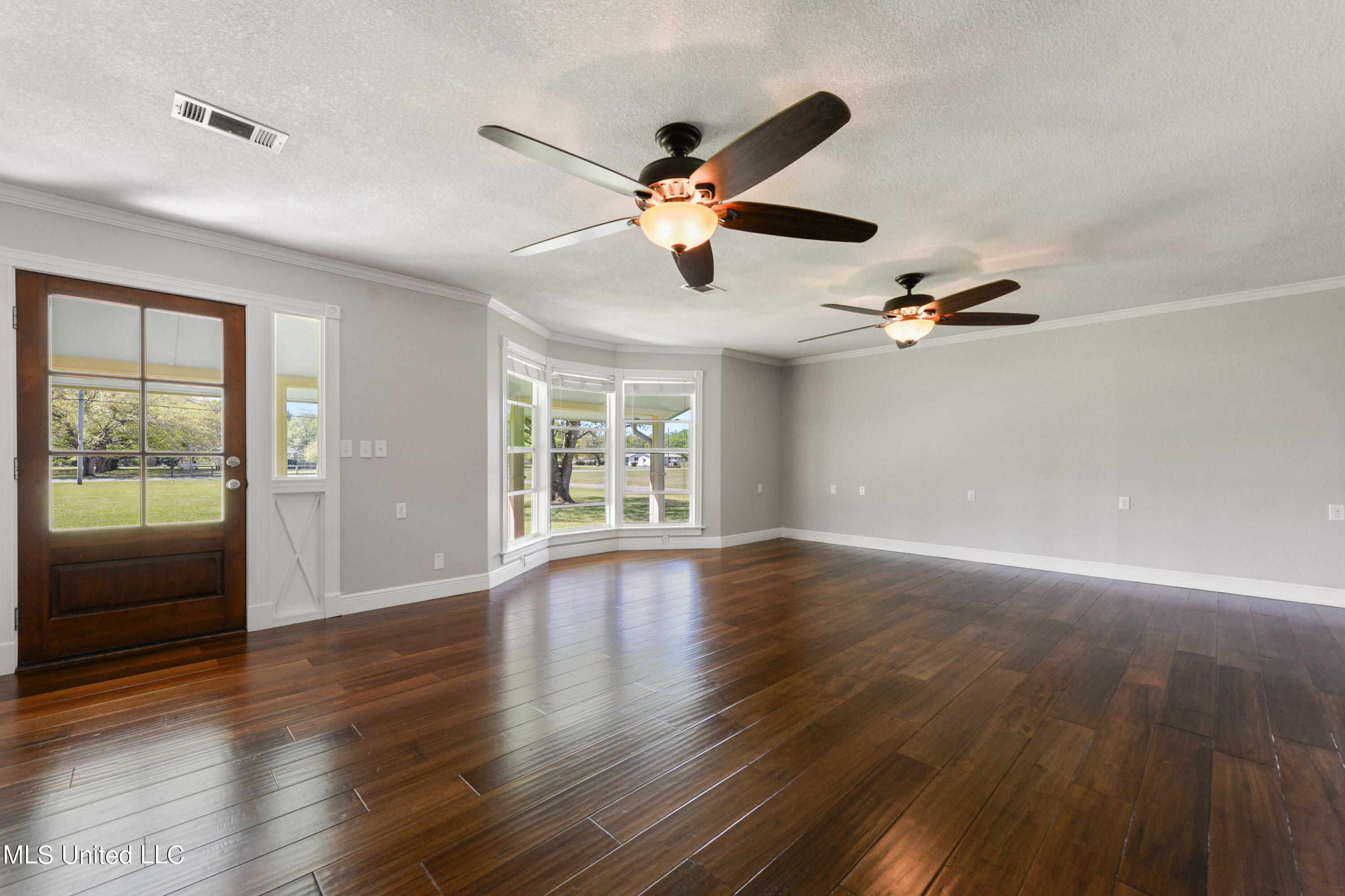 5837 Hurley Wade Road Moss Point, MS 39562 - Photo 5 of 31 005