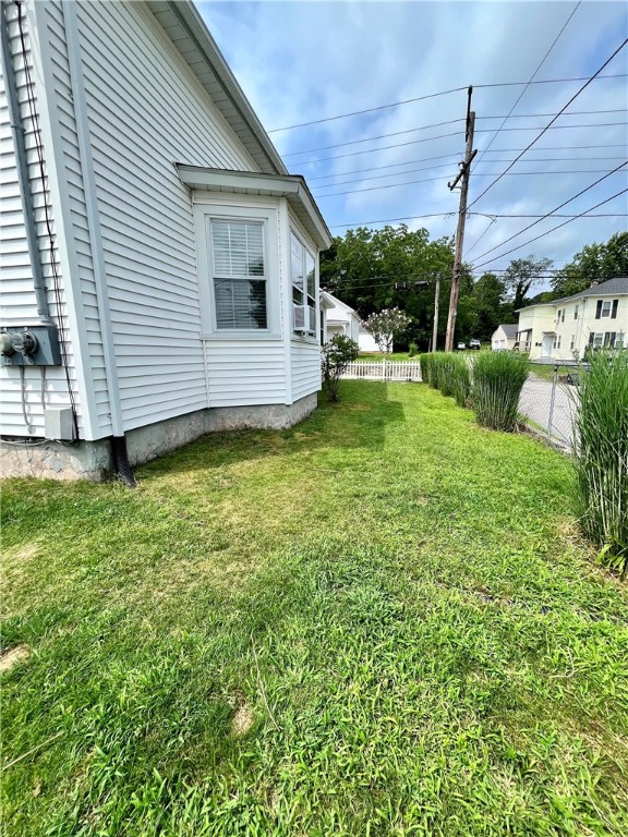 45 Read Avenue Coventry, RI 02816 - Photo 6 of 29 Gallery Image 6