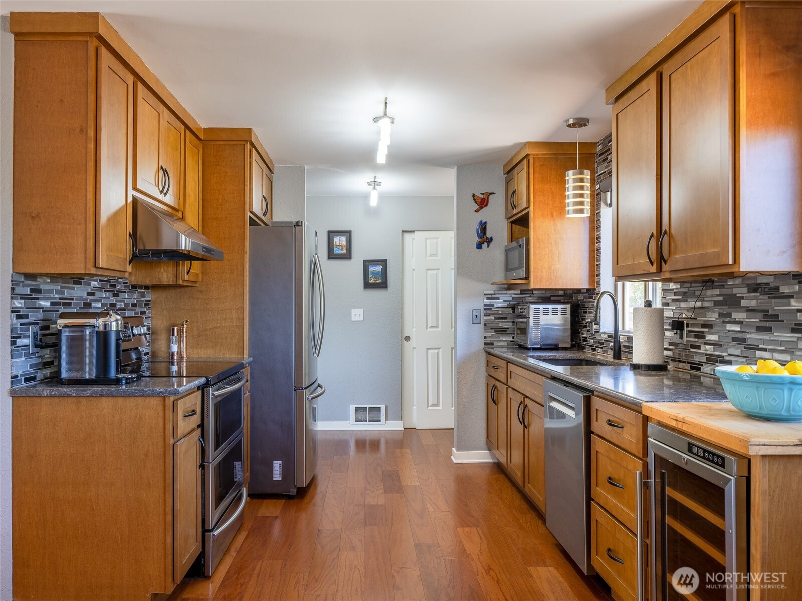 41 West Loma Vista Road Sequim, WA 98382 - Photo 14 of 40 Gallery Image 14