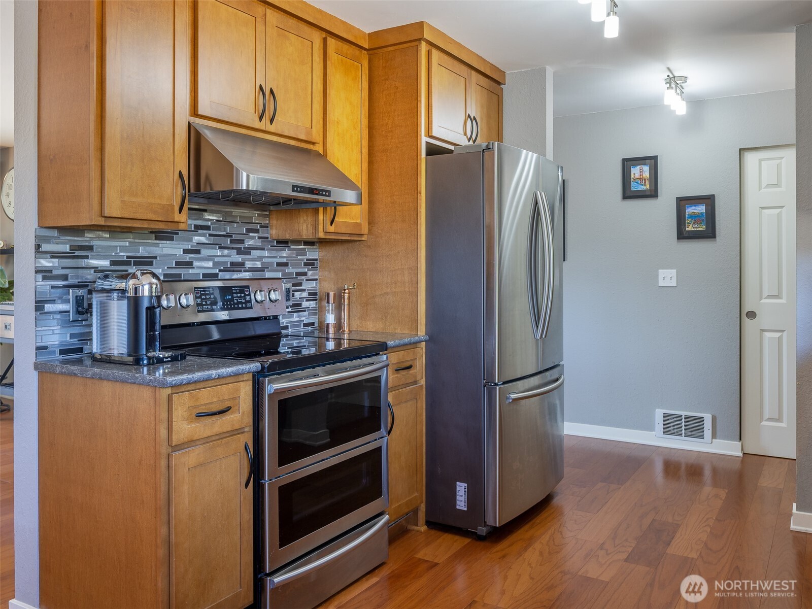 41 West Loma Vista Road Sequim, WA 98382 - Photo 16 of 40 Gallery Image 16