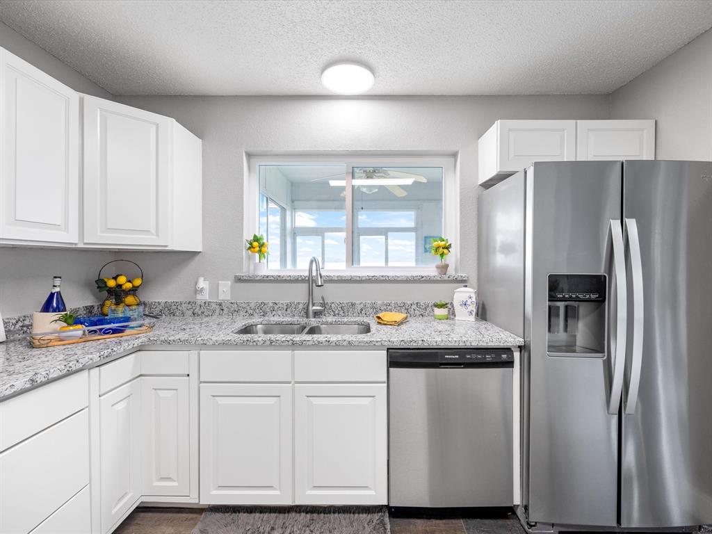 11314 Stanfield Drive Azle, TX 76020 - Photo 14 of 40