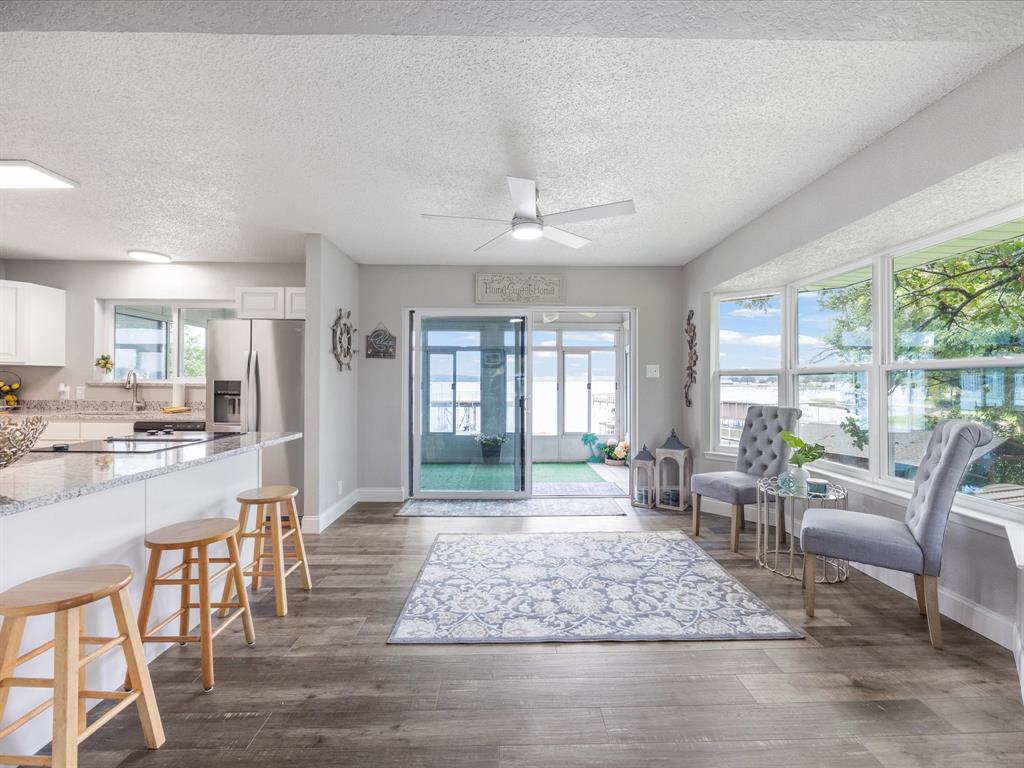 11314 Stanfield Drive Azle, TX 76020 - Photo 4 of 40