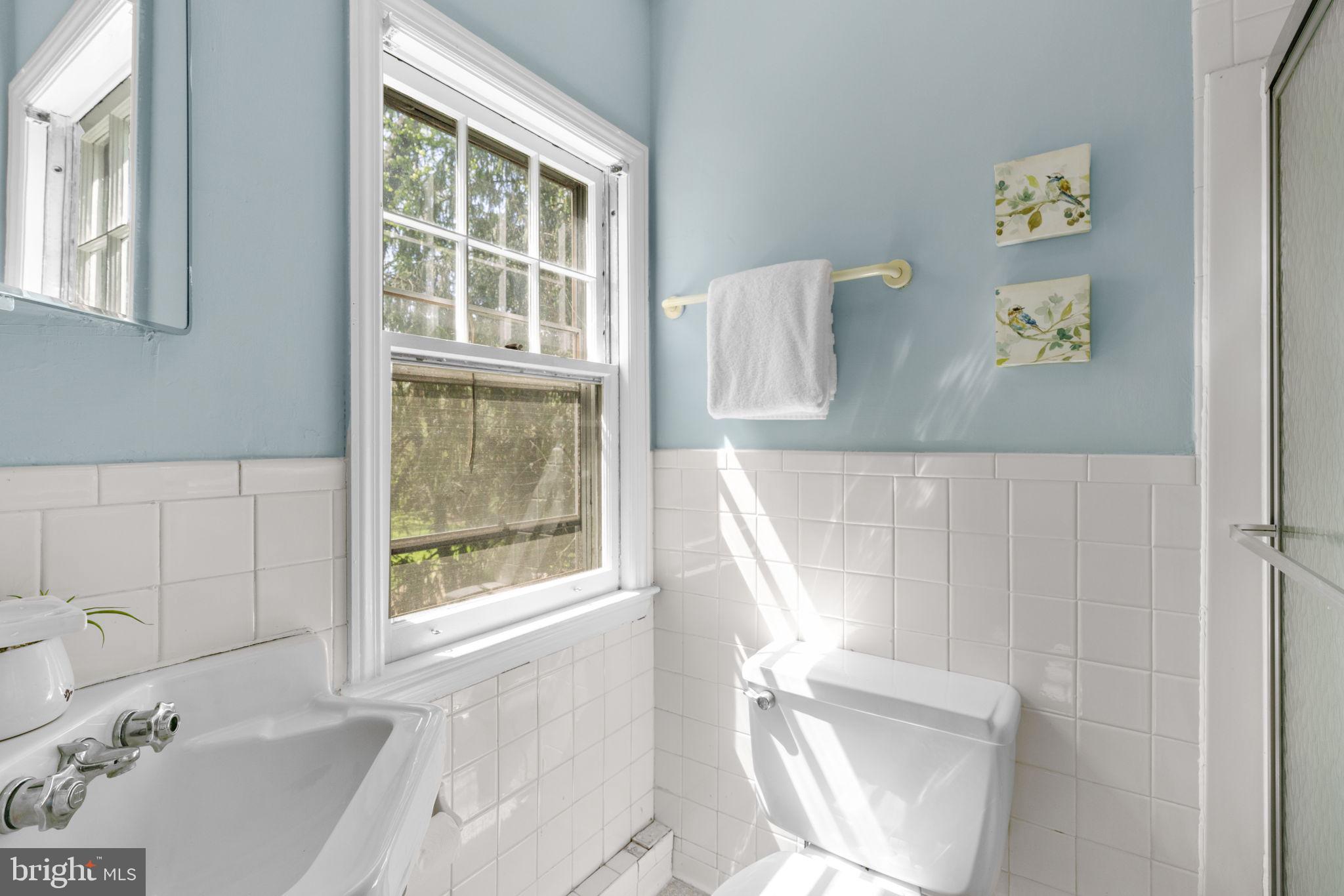 211 West Maple Road Linthicum Heights, MD 21090 - Photo 24 of 44